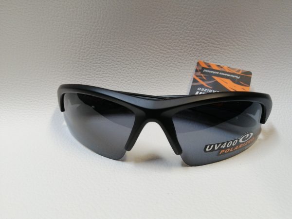 PI975-MATT BLACK-DARK LENS